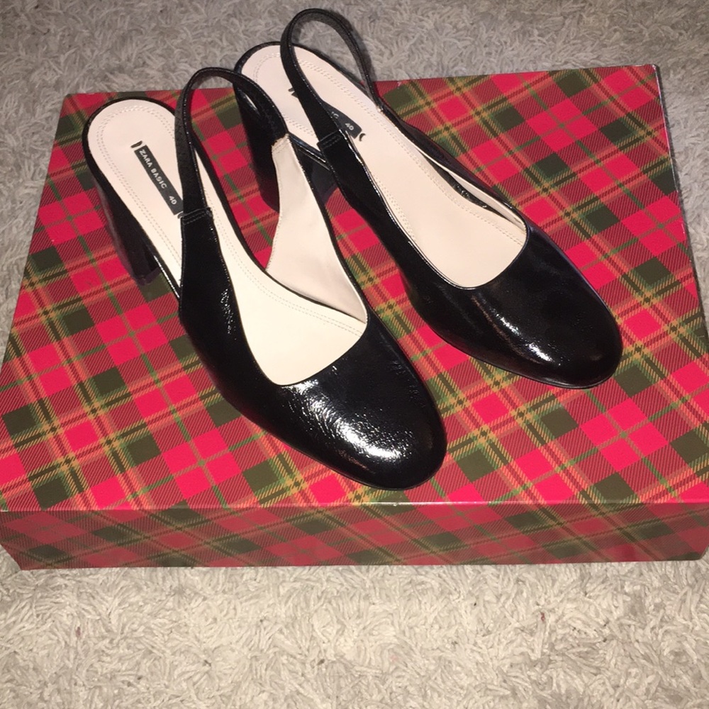 Zara Basic Black Slingback Block Heels